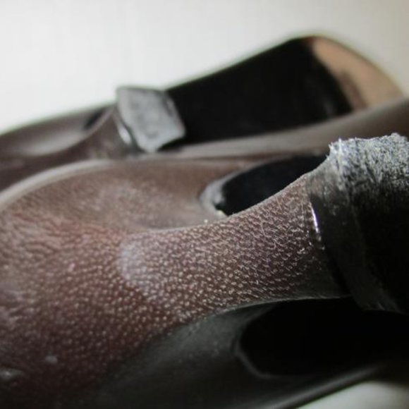 **Stuart Weitzman Brown Toe Bow Tie Pumps - Picture 5 of 7